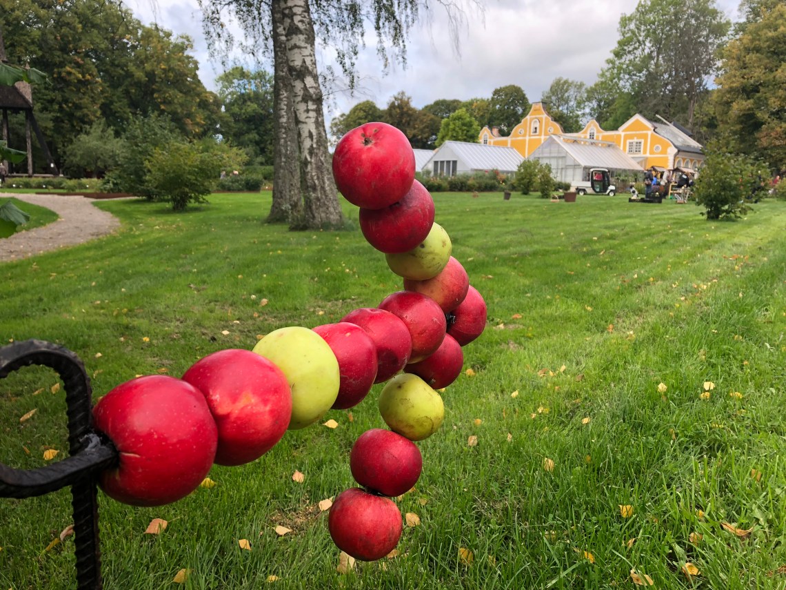 7F09CDE4-0DD0-41F1-8878-FF18C3B8674F