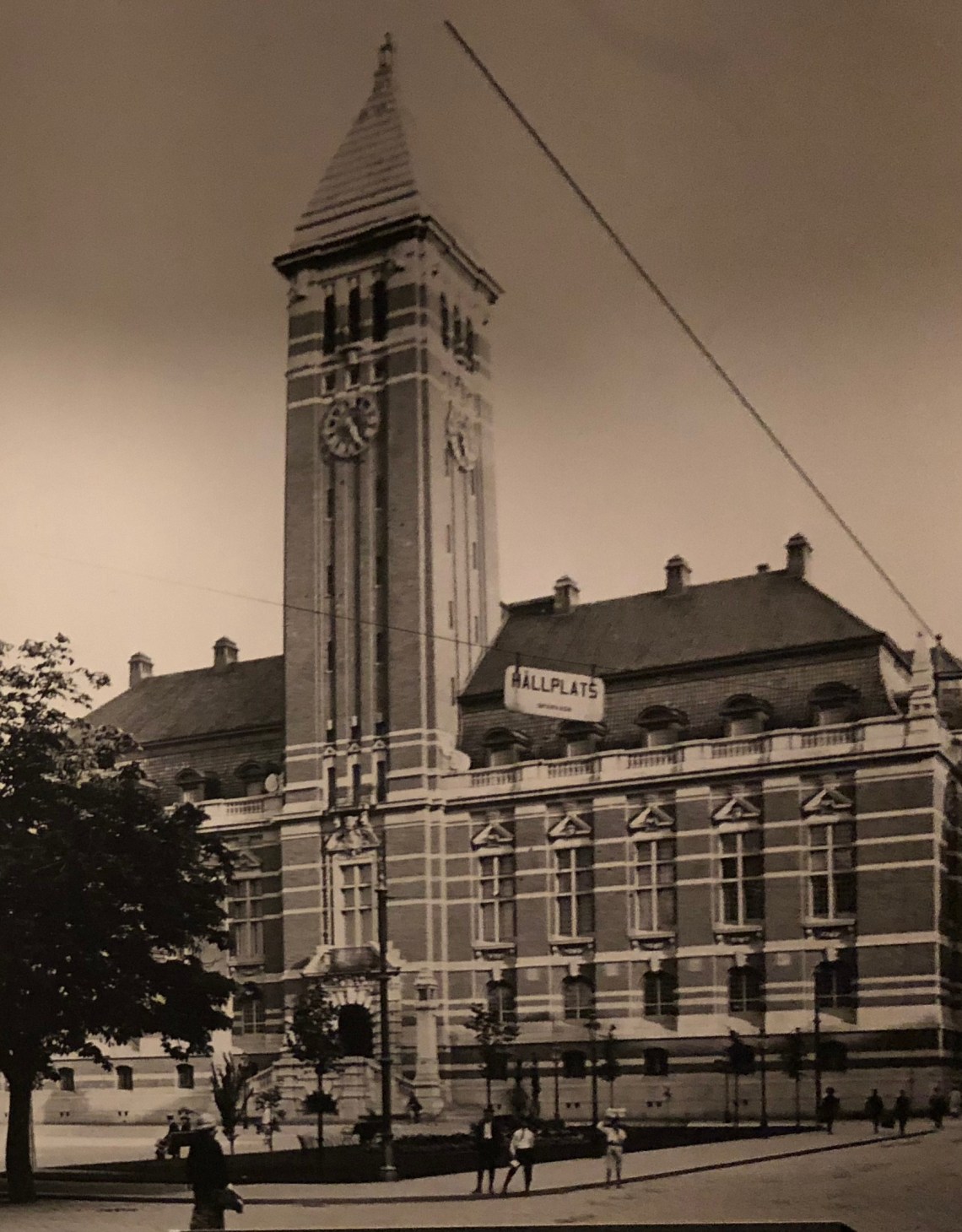 E464FD51-2A7D-46C1-B017-7ACECBB74352